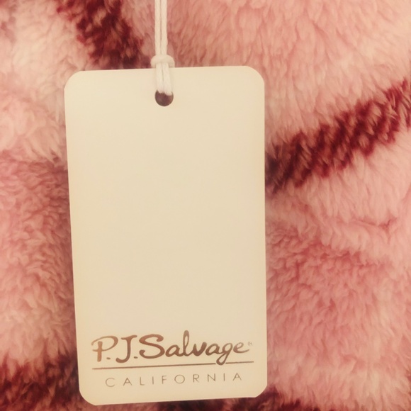 Just in from Shopbop NWT Women’s PJ Salvage Let’s get Cozy Shacket - Picture 4 of 11